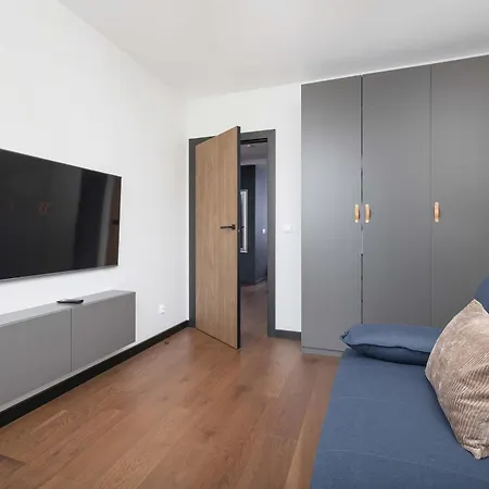 Modern & Luxurious Apartment With Balcony & Parking Cracow By Renters Prestige Krakow Exterior photo