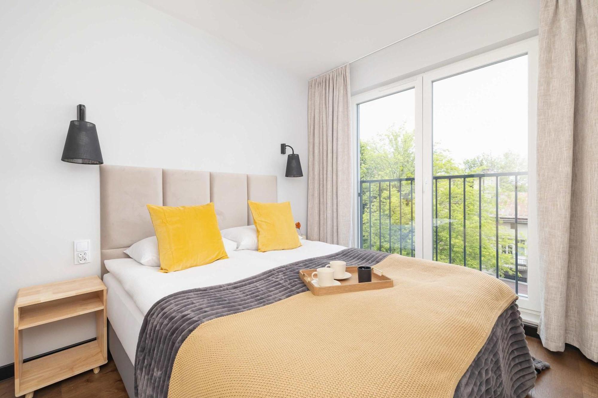 Modern & Luxurious With Balcony & Parking Cracow By Renters Prestige Apartamento