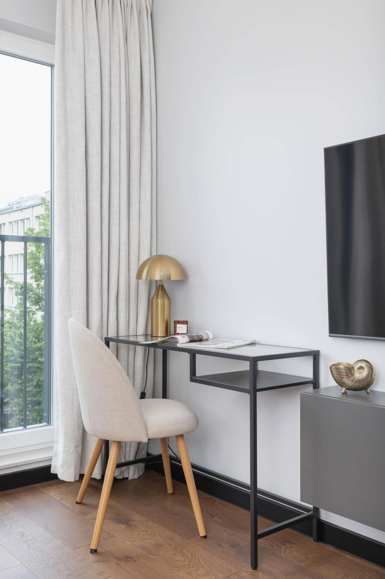 Modern & Luxurious With Balcony & Parking Cracow By Renters Prestige