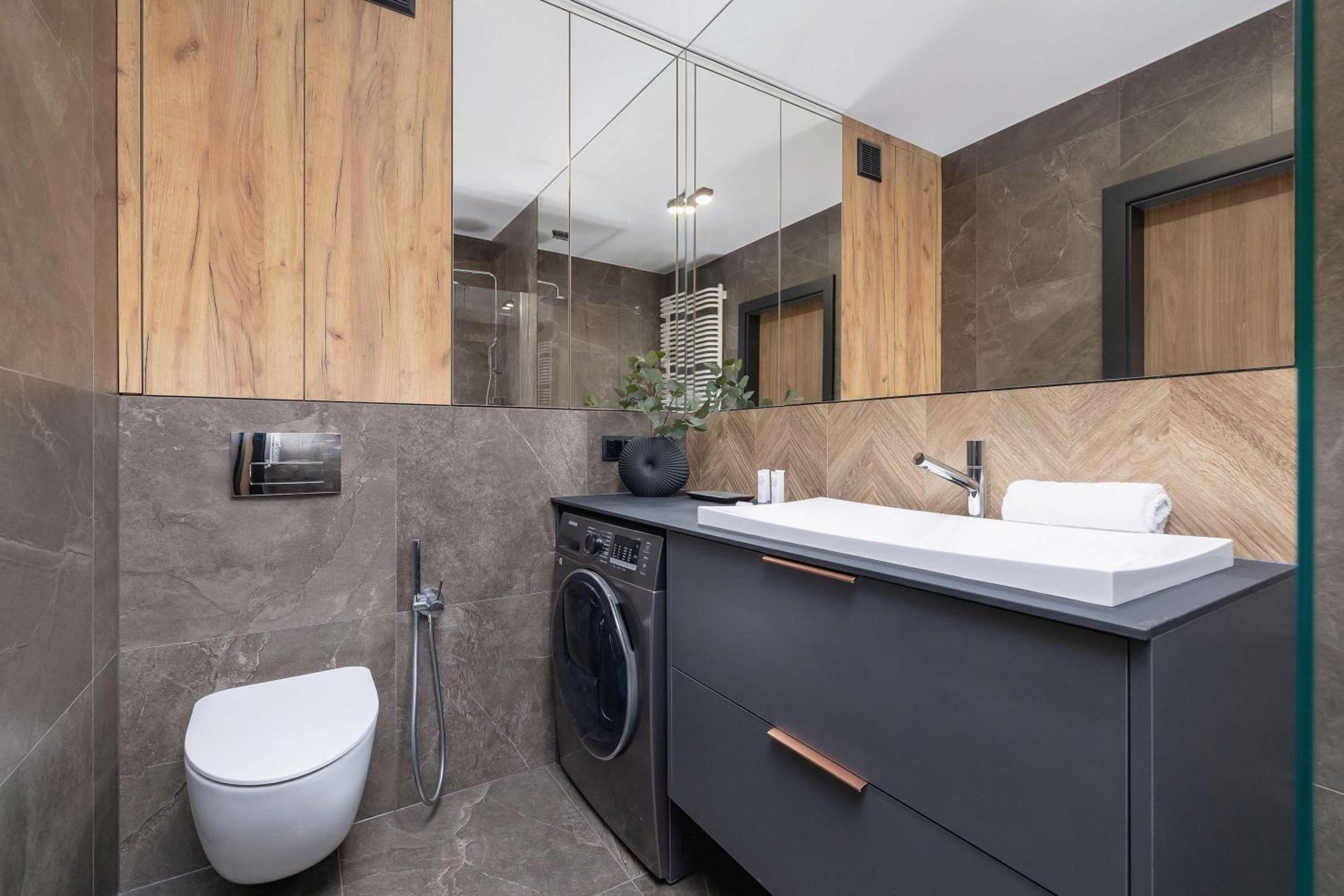 Modern & Luxurious With Balcony & Parking Cracow By Renters Prestige Appartamento Cracovia
