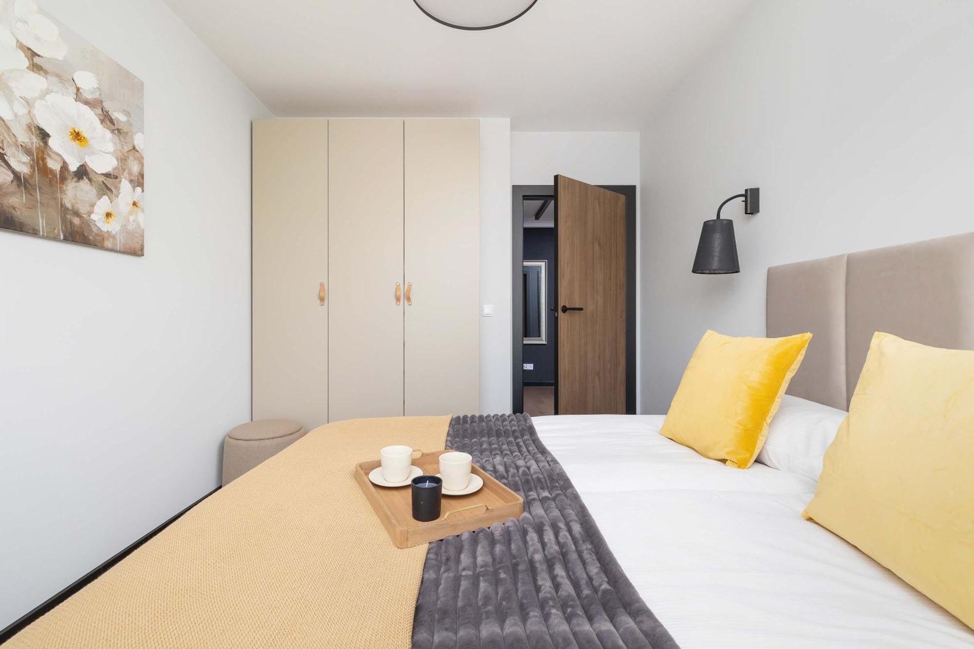 Modern & Luxurious With Balcony & Parking Cracow By Renters Prestige Cracovia
