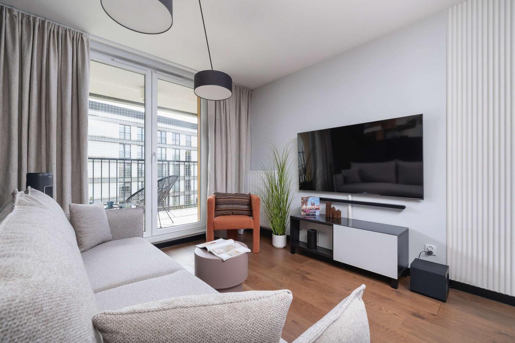 Appartamento Modern & Luxurious With Balcony & Parking Cracow By Renters Prestige Cracovia